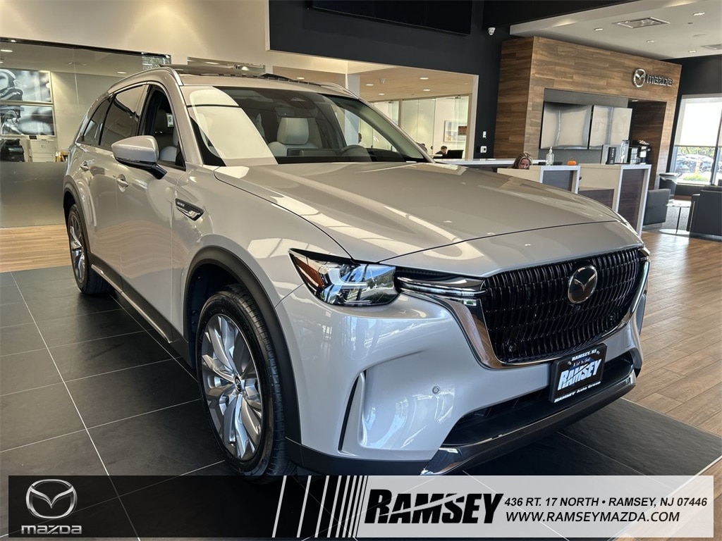 2025 Mazda CX-90 Premium Plus Package's photo