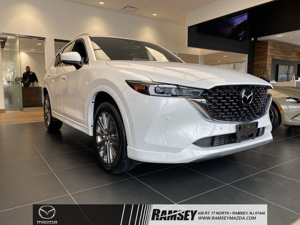 2023 Mazda CX-5 TURBO Signature Auto AWD's photo