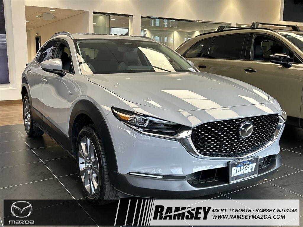 2025 Mazda CX-30 Premium's photo