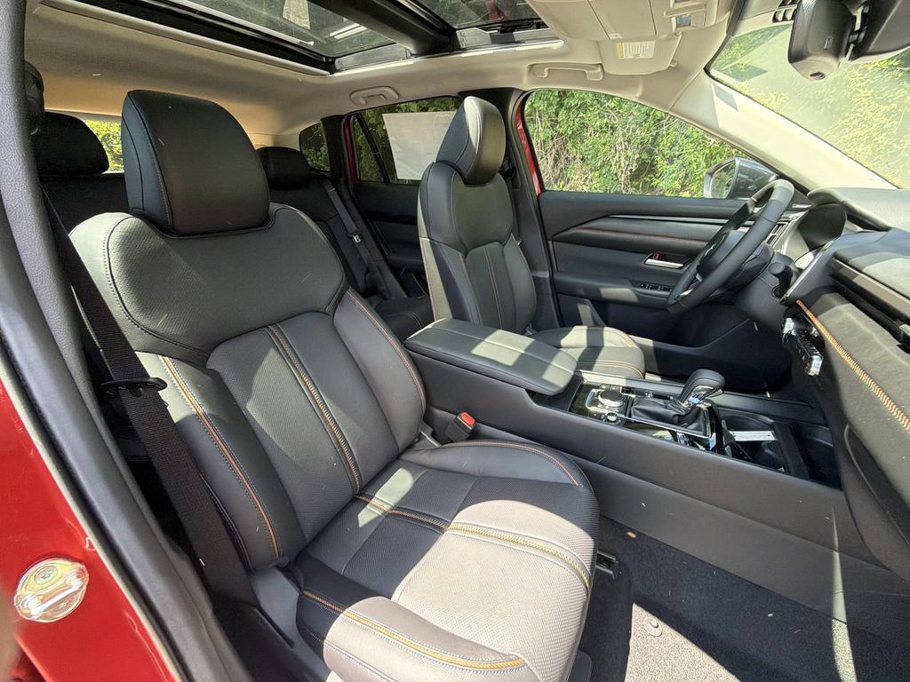 2025 Mazda CX-50 Premium Plus - Photo 15
