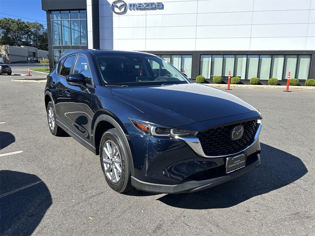 2022 Mazda CX-5 2.5 S Preferred photo 2