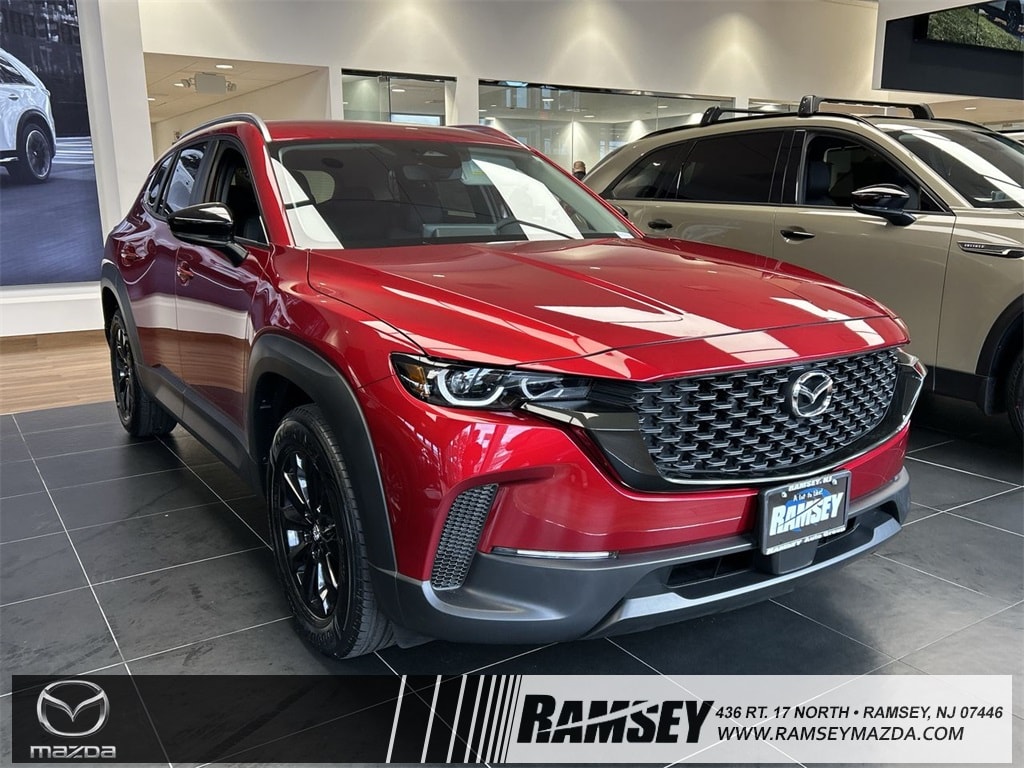 2025 Mazda CX-50 Select's photo