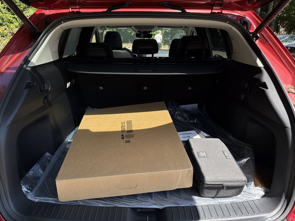 2025 Mazda CX-50 Premium Plus - Photo 17