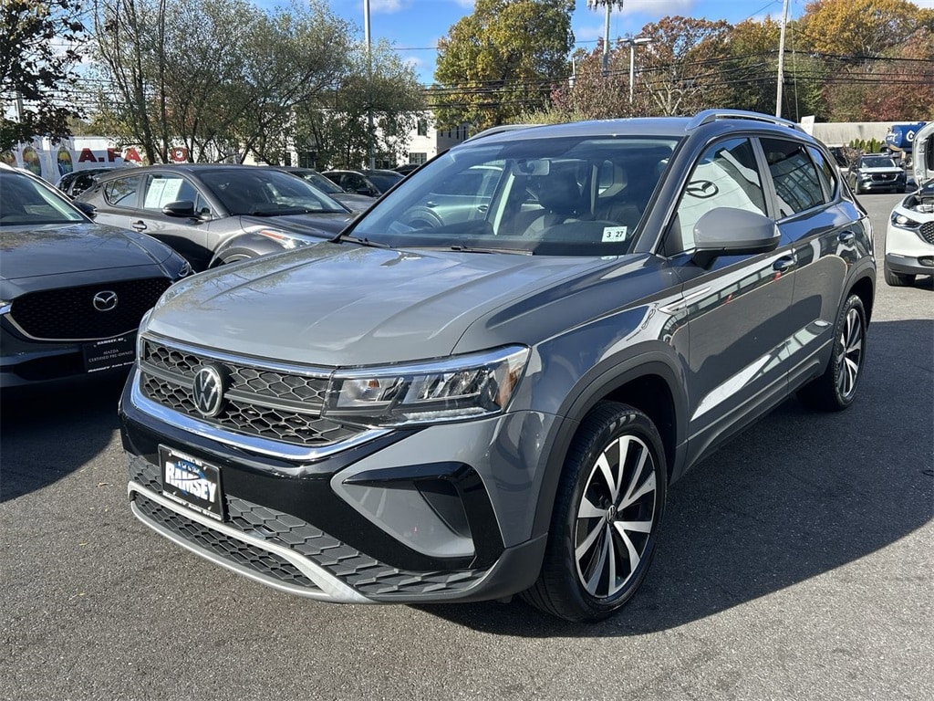 Used 2022 Volkswagen Taos 1.5T SE 4MOTION SUV