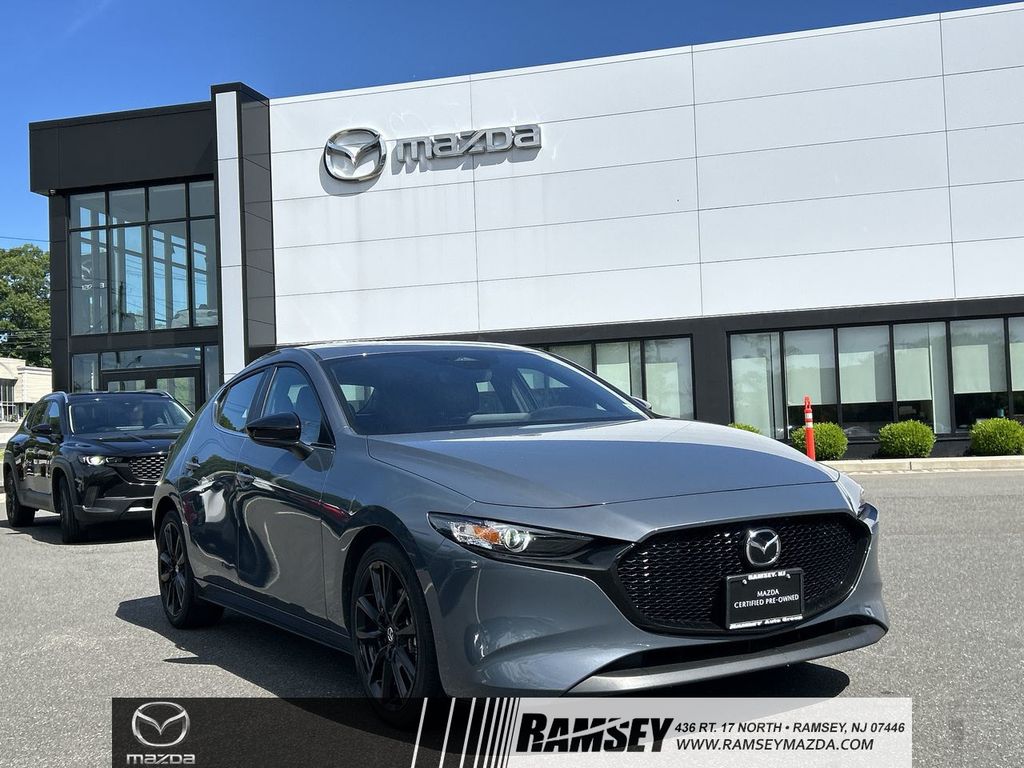 2024 Mazda CX-3 2.5 Carbon Ed. AT 5-Door SKYACTIV AWD's photo