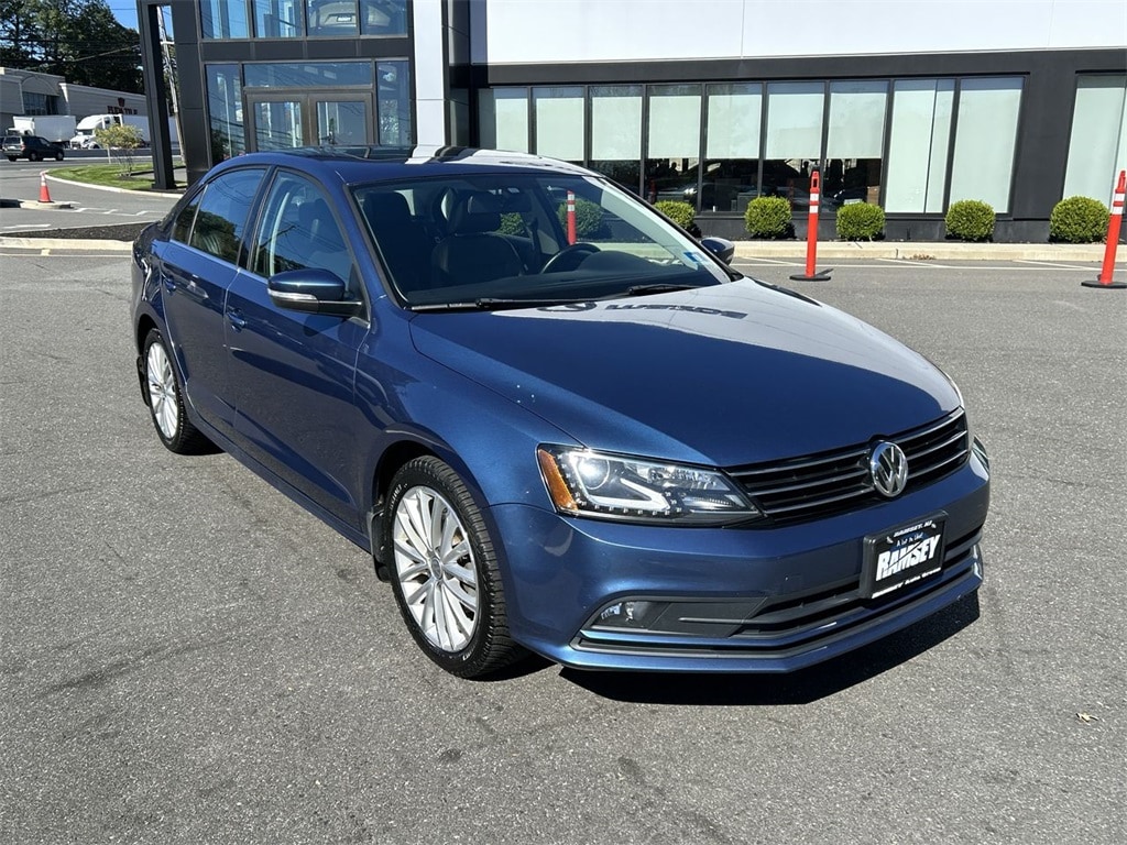 Used 2016 Volkswagen Jetta 1.8T Sedan
