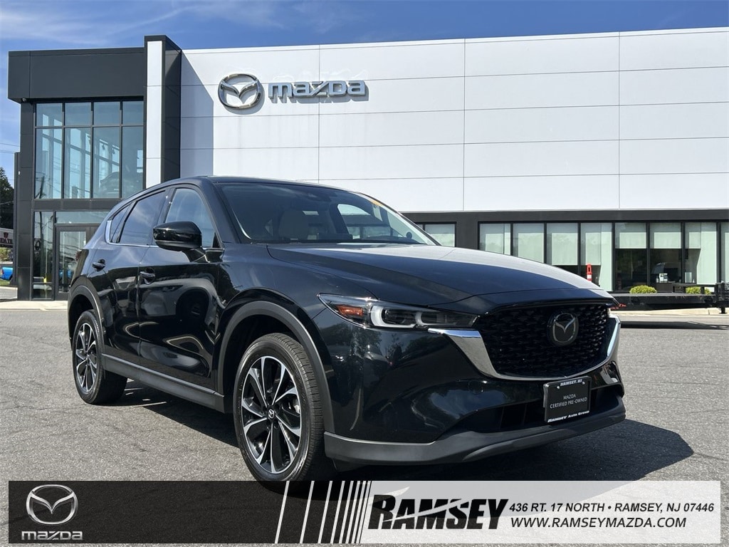 2022 Mazda CX-5 S Premium Plus package's photo