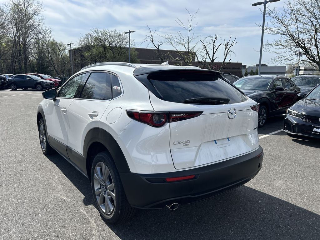 2025 Mazda CX-30 Premium - Photo 6