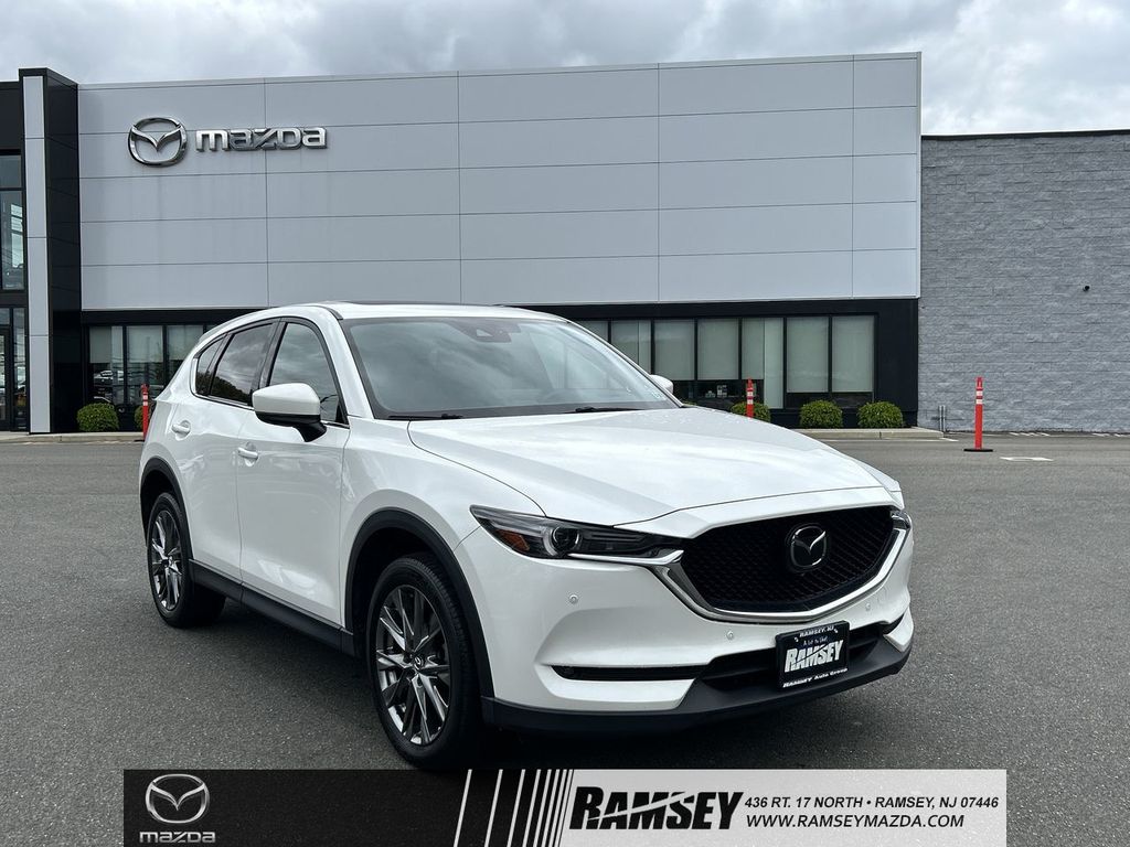 2021 Mazda CX-5 Signature Auto AWD's photo