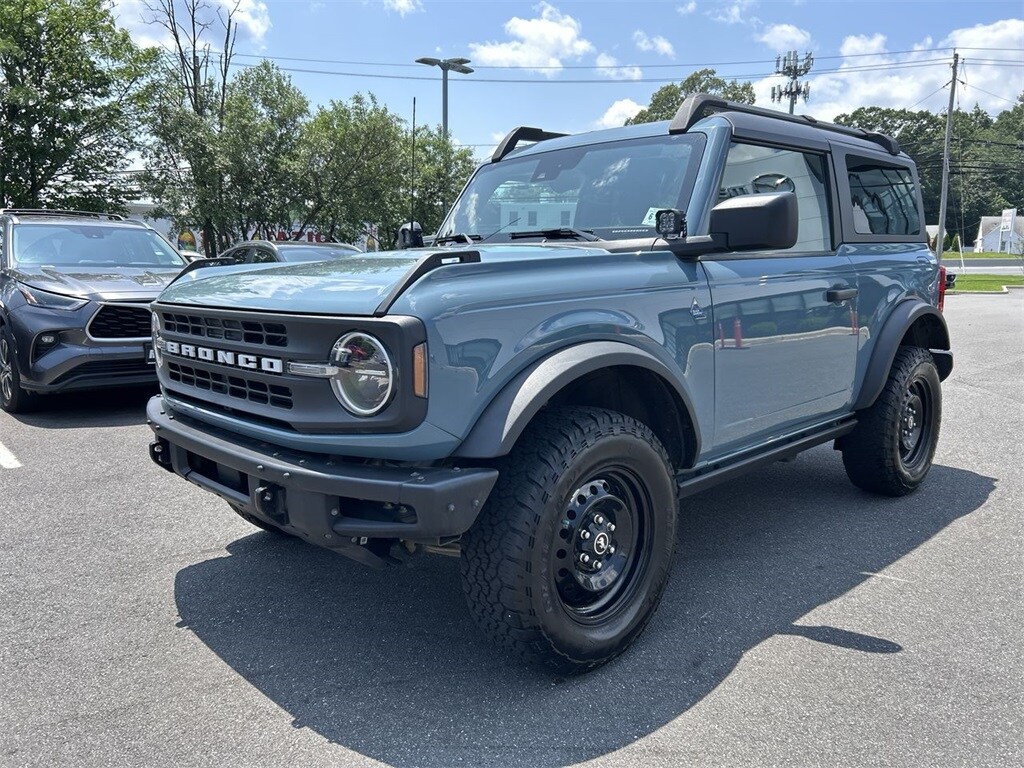 2021 Ford Bronco Black Diamond photo 4