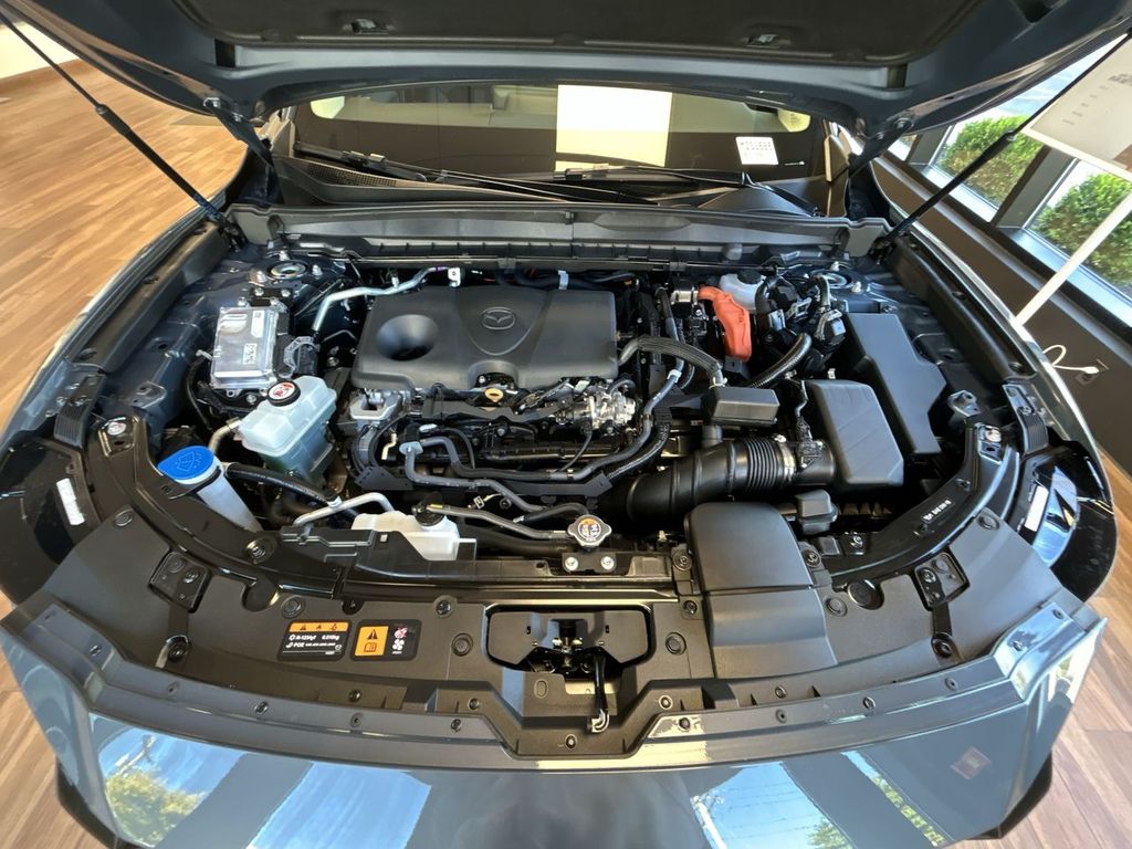 2025 Mazda CX-50 Preferred - Photo 10