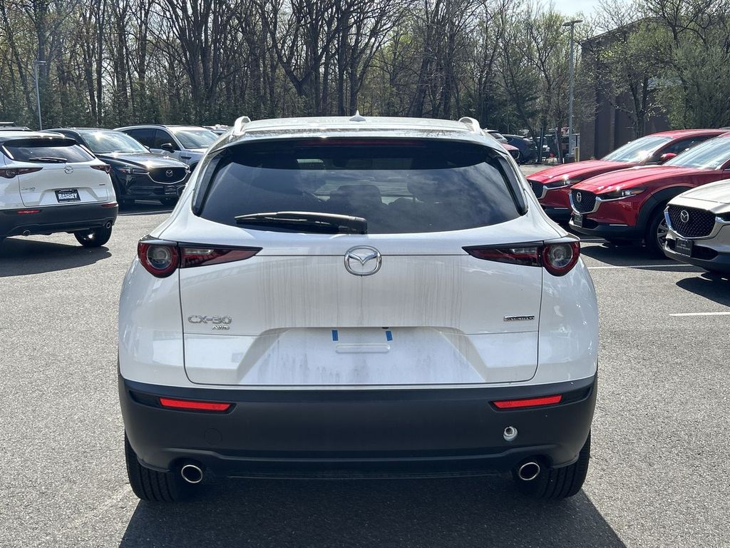 2025 Mazda CX-30 Premium - Photo 16