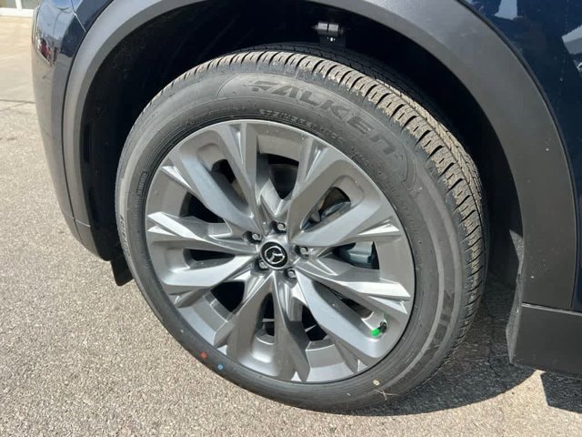 2026 Mazda CX-90 Preferred Package - Photo 10