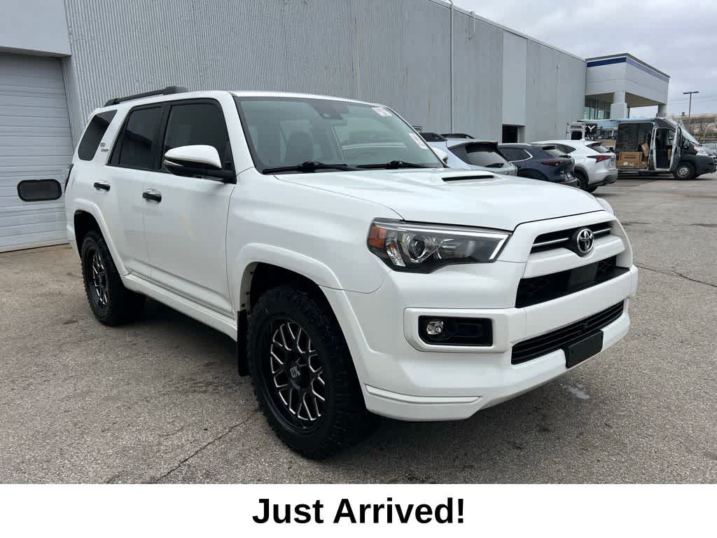 2022 Toyota 4Runner TRD Sport - Photo 8