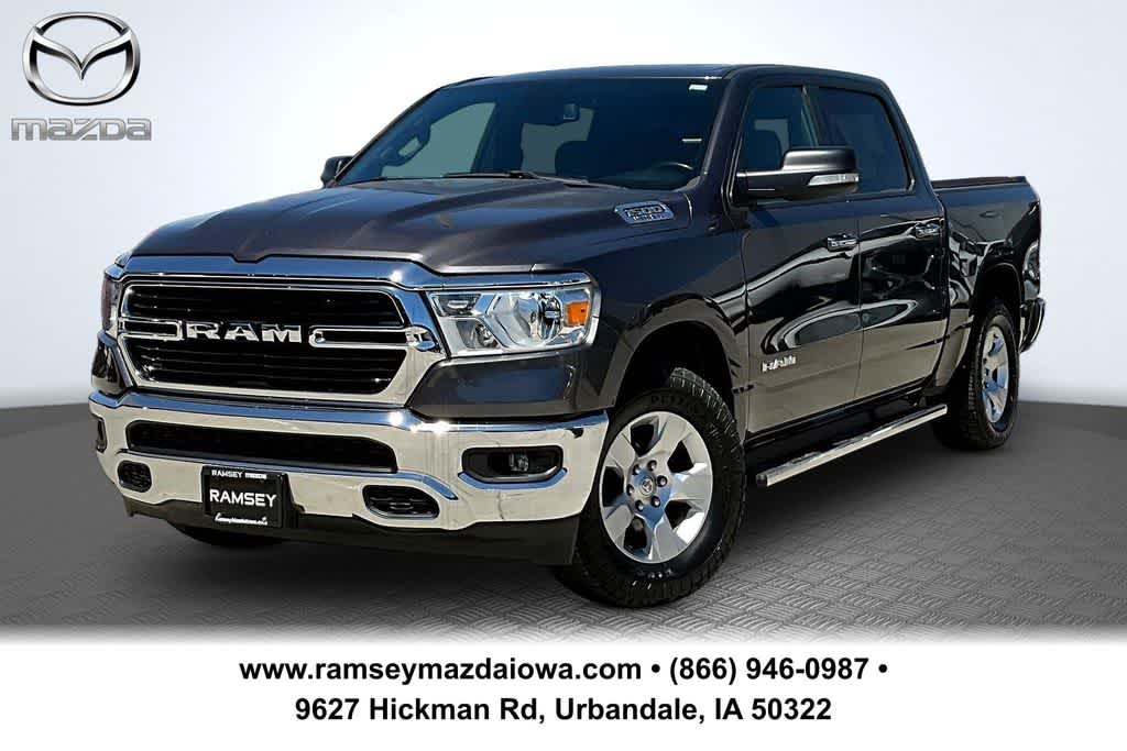 2019 RAM 1500 Big Horn/Lone Star 4x4 Crew Cab 5'7's photo