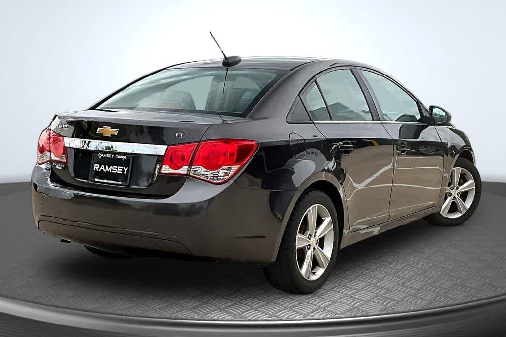 Used 2015 Chevrolet Cruze 2LT with VIN 1G1PE5SB7F7140681 for sale in Urbandale, IA
