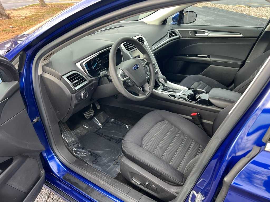 Used 2016 Ford Fusion SE with VIN 3FA6P0H72GR333159 for sale in Urbandale, IA