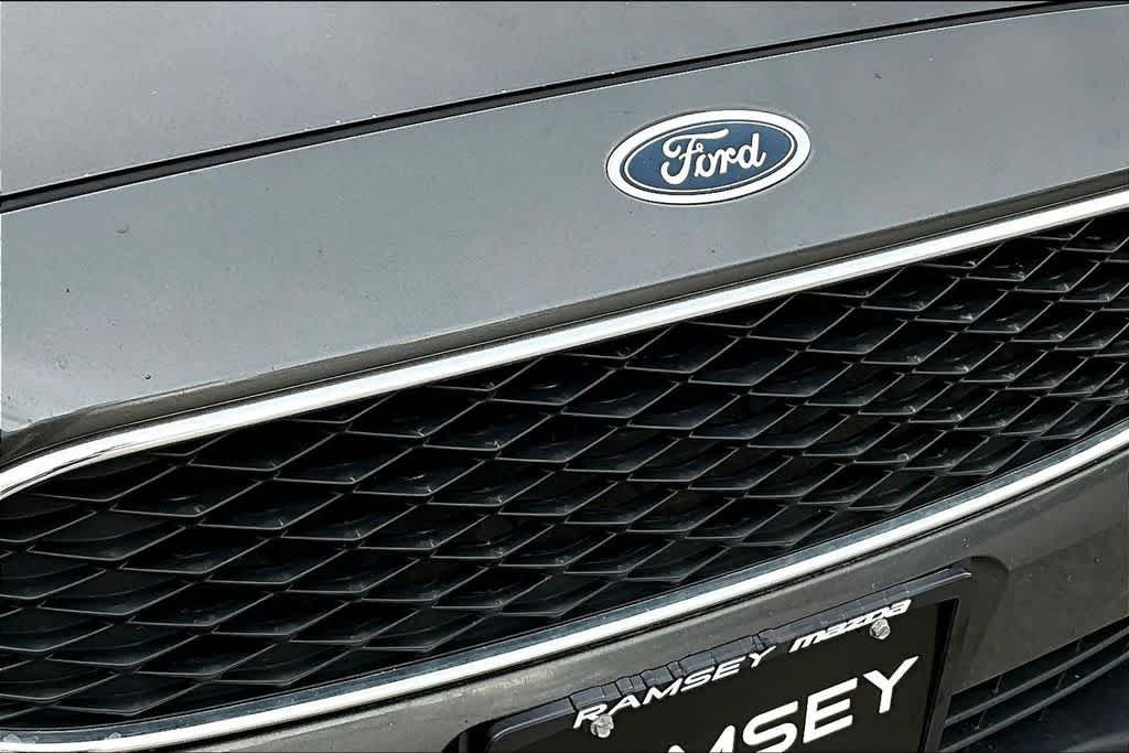 Thumbnail: 2016 Ford Focus - 27