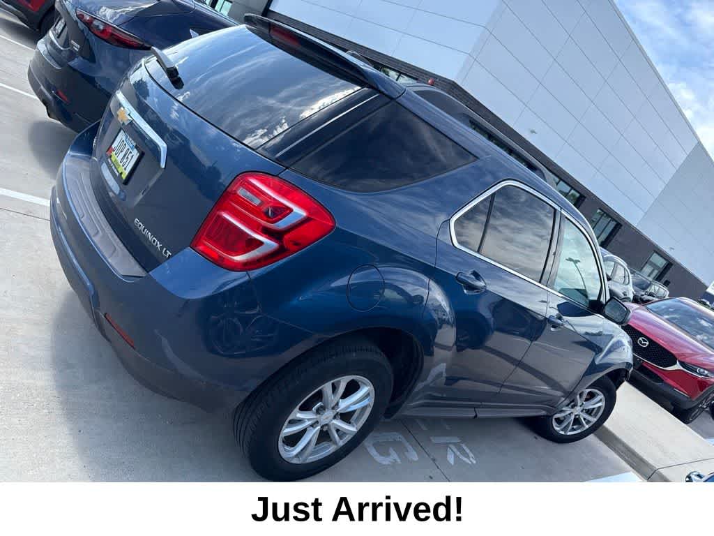 Thumbnail: 2016 Chevrolet Equinox - 3