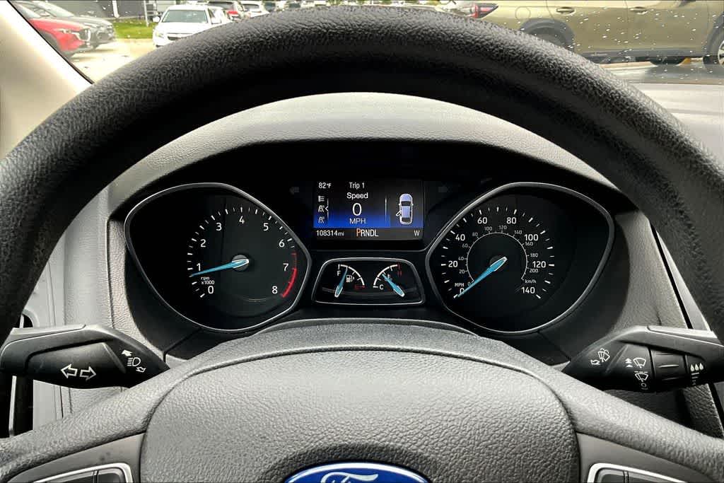 Thumbnail: 2016 Ford Focus - 20