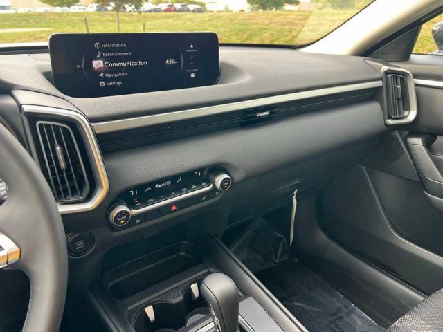 Thumbnail: 2025 Mazda CX-50 - 24