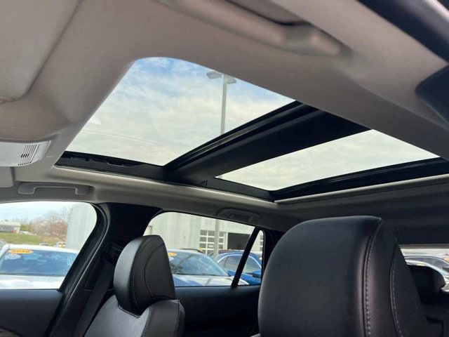 Thumbnail: 2026 Mazda CX-50 - 14