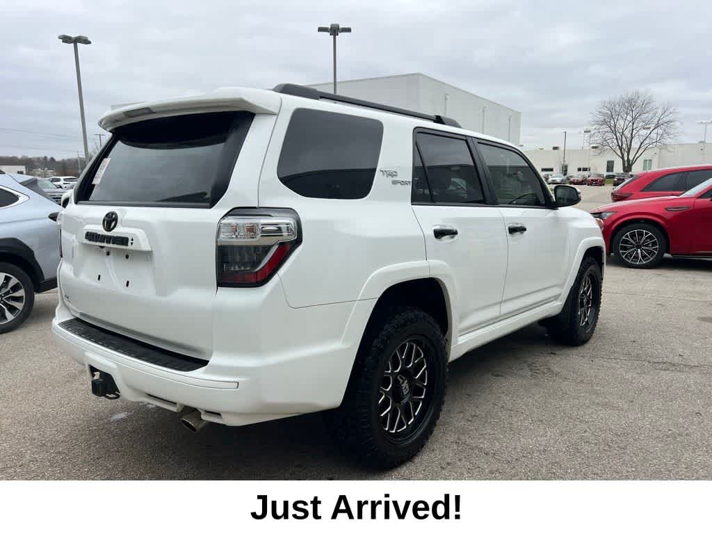 2022 Toyota 4Runner TRD Sport - Photo 6