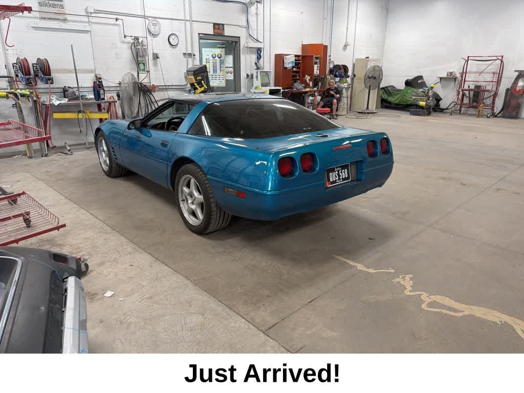Thumbnail: 1994 Chevrolet Corvette - 3