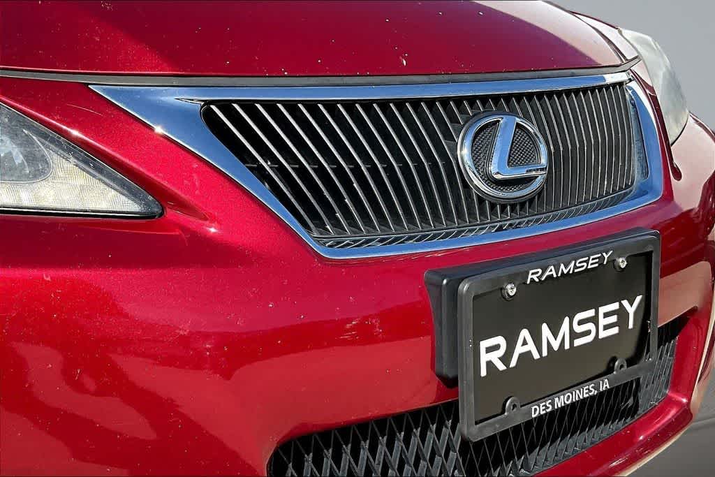 Thumbnail: 2011 Lexus IS - 27
