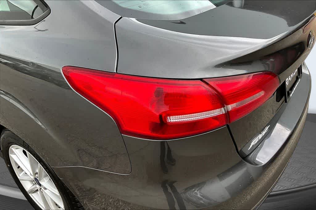 Thumbnail: 2016 Ford Focus - 29