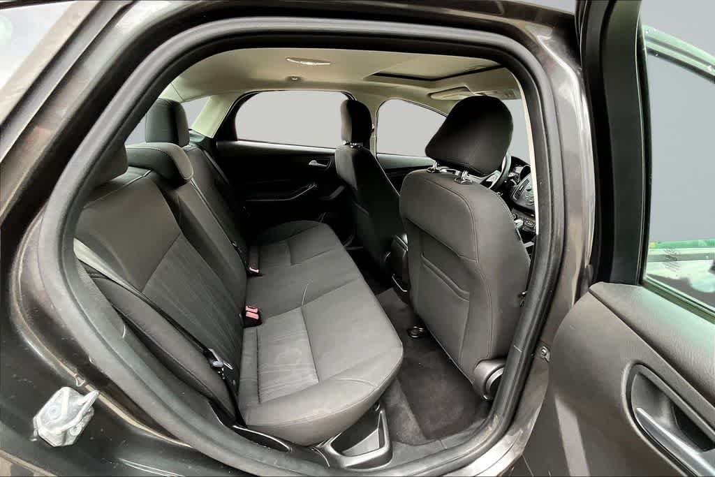 Thumbnail: 2016 Ford Focus - 26