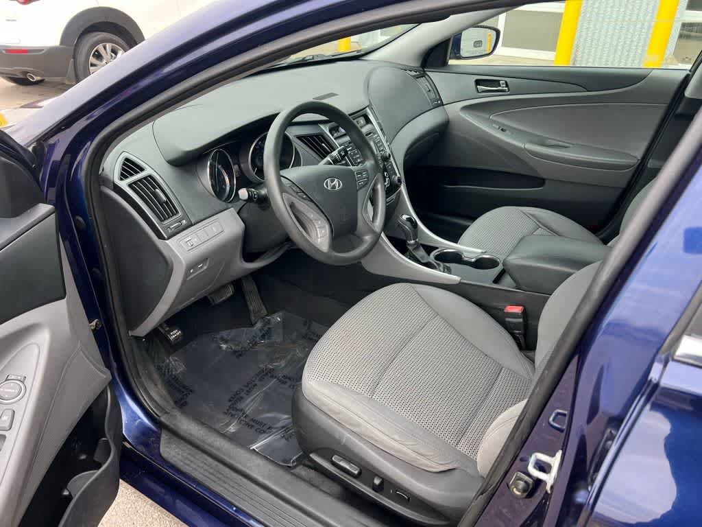 Used 2011 Hyundai Sonata GLS Sedan