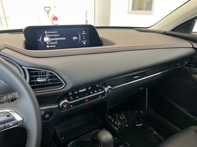 2025 Mazda CX-30 Premium 26