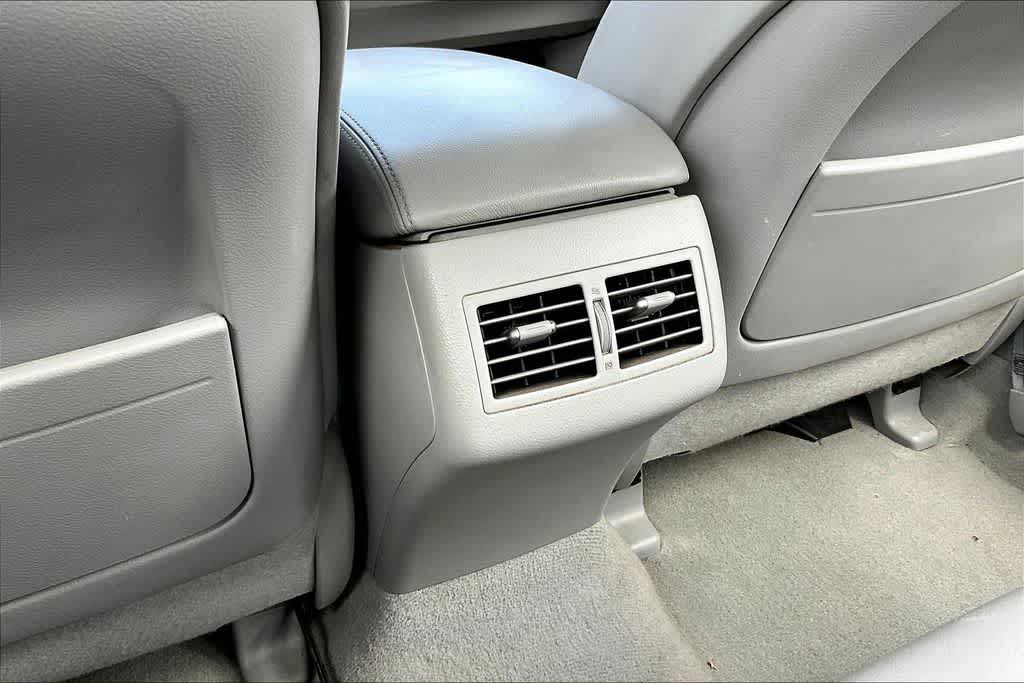 Thumbnail: 2007 Toyota Camry - 24