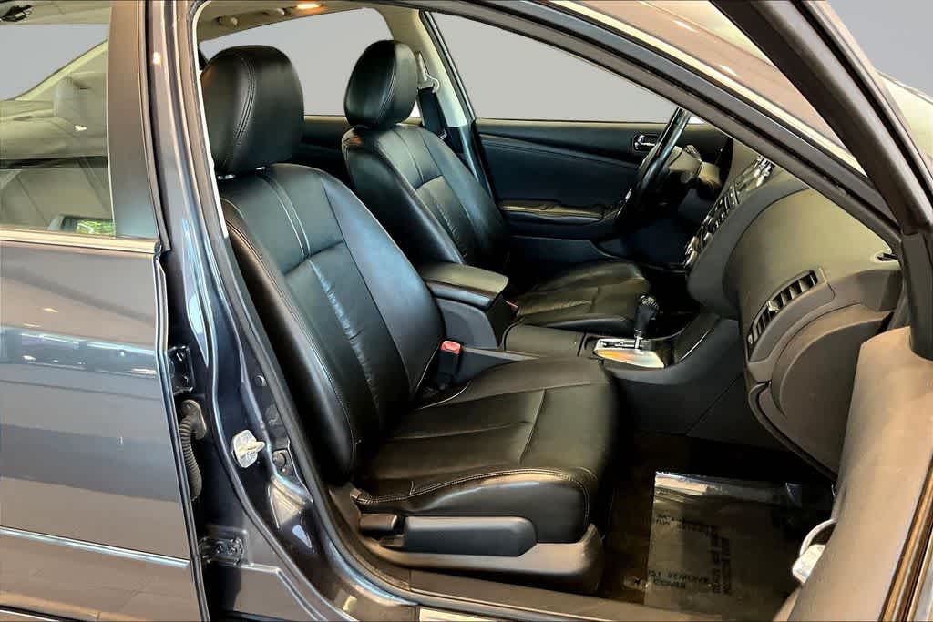 Thumbnail: 2012 Nissan Altima - 6