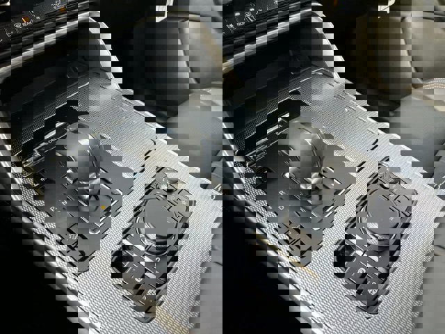 Thumbnail: 2026 Mazda CX-70 - 35