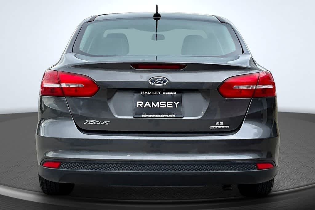 Thumbnail: 2016 Ford Focus - 3