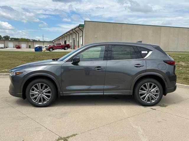 Thumbnail: 2025 Mazda CX-5 - 3