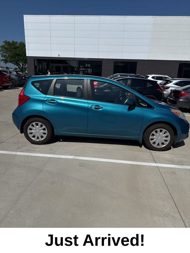 Thumbnail: 2015 Nissan Versa Note - 3