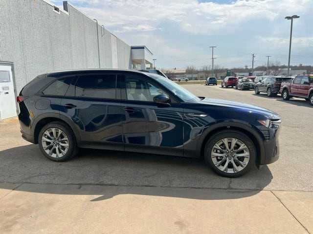 2026 Mazda CX-90 Preferred Package - Photo 7