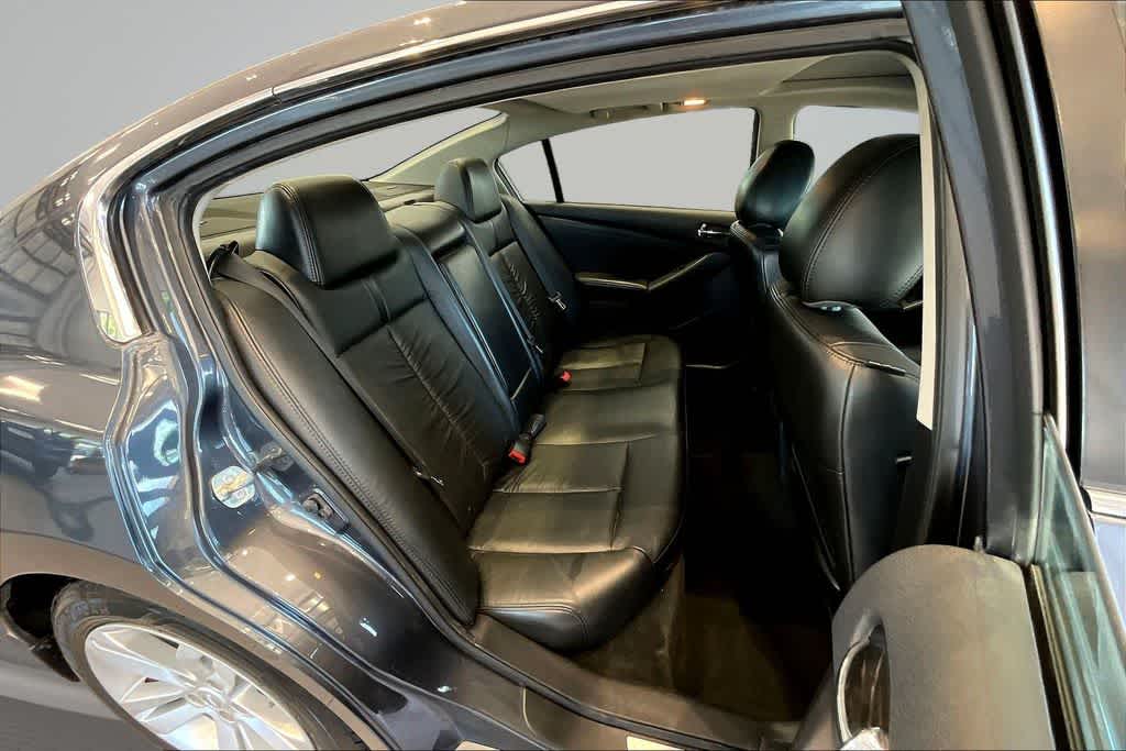 Thumbnail: 2012 Nissan Altima - 28