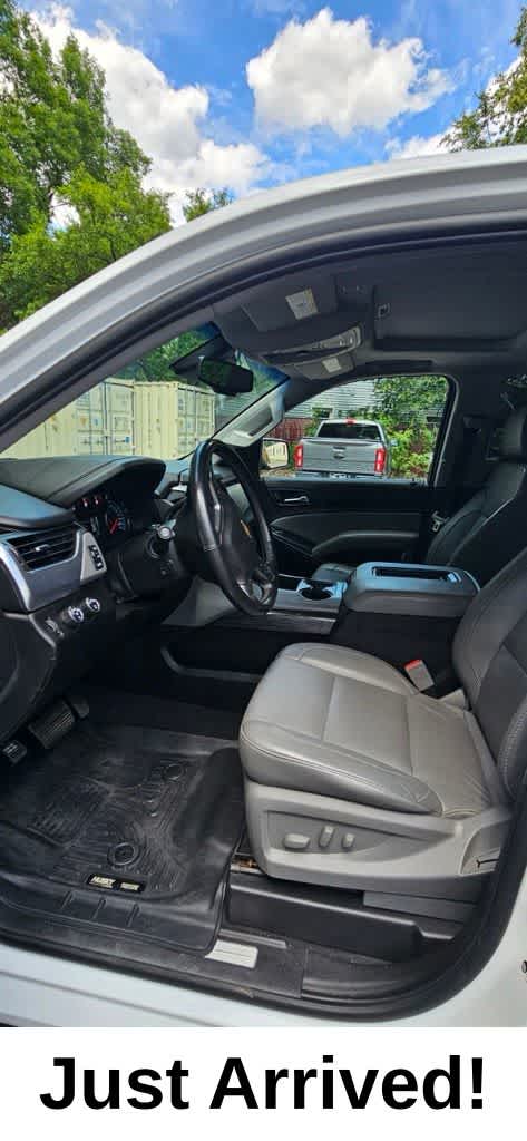 Thumbnail: 2019 Chevrolet Tahoe - 18