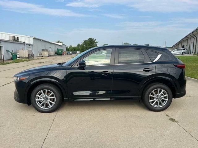 Thumbnail: 2025 Mazda CX-5 - 3