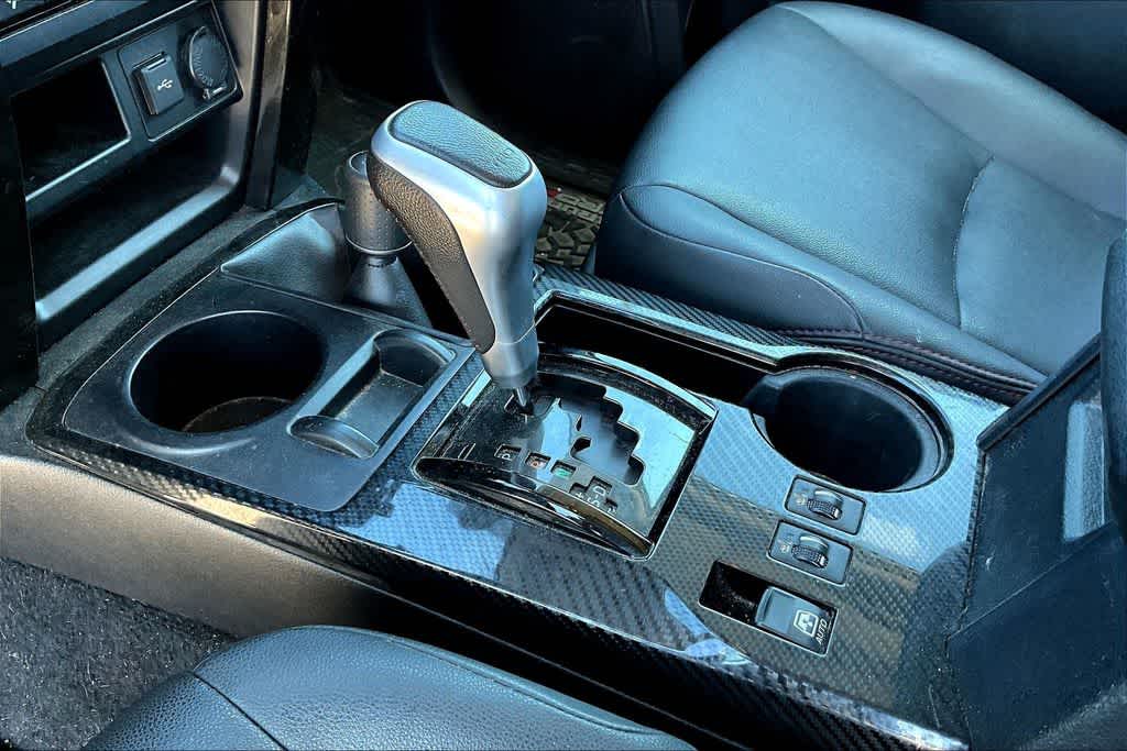 Thumbnail: 2020 Toyota 4Runner - 13