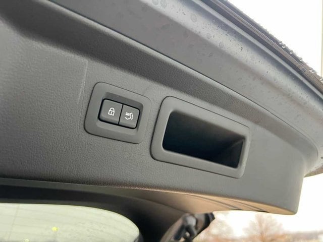 Thumbnail: 2026 Mazda CX-50 - 23