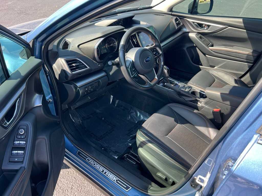 2022 Subaru Crosstrek Limited photo 2