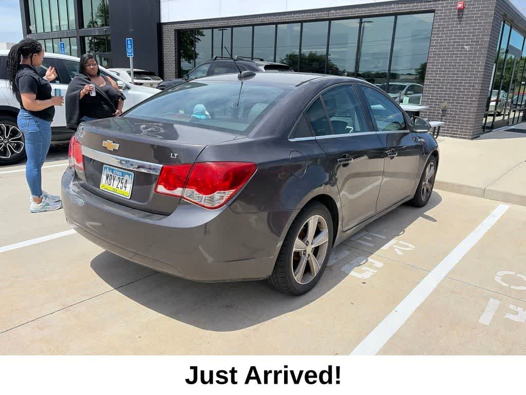 Thumbnail: 2015 Chevrolet Cruze - 2