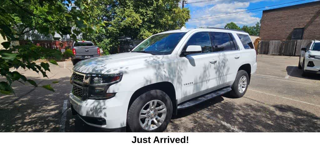 Thumbnail: 2019 Chevrolet Tahoe - 3