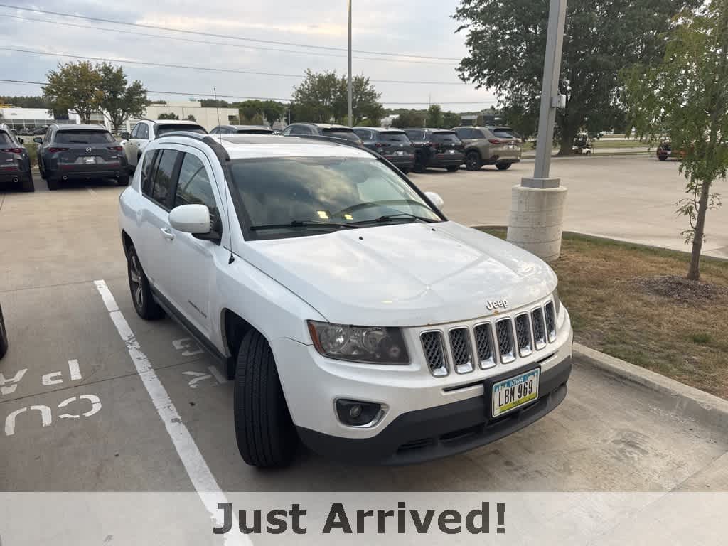 2016 Jeep Compass High Altitude photo 2