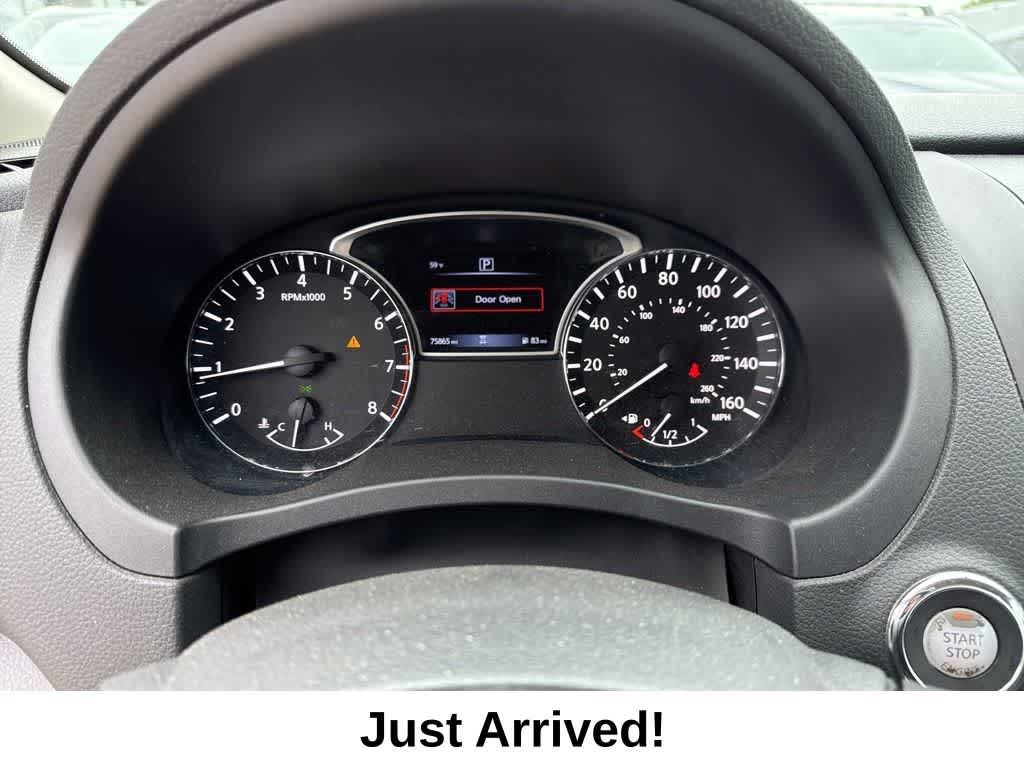 Thumbnail: 2018 Nissan Altima - 9